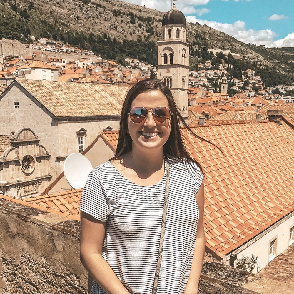 Meet your Posher, Lauren